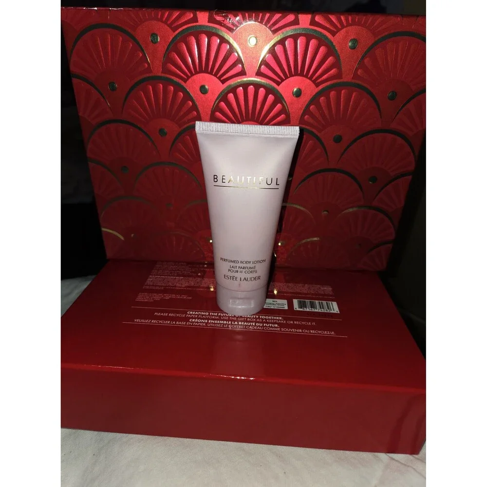 Estee Lauder Beautiful Perfumed Body Lotion 2.5 Fl Oz - 75 ml New